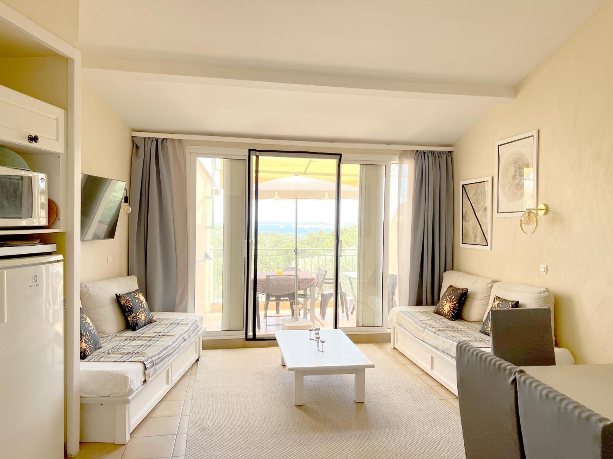 Azur Appartement Гримо Экстерьер фото